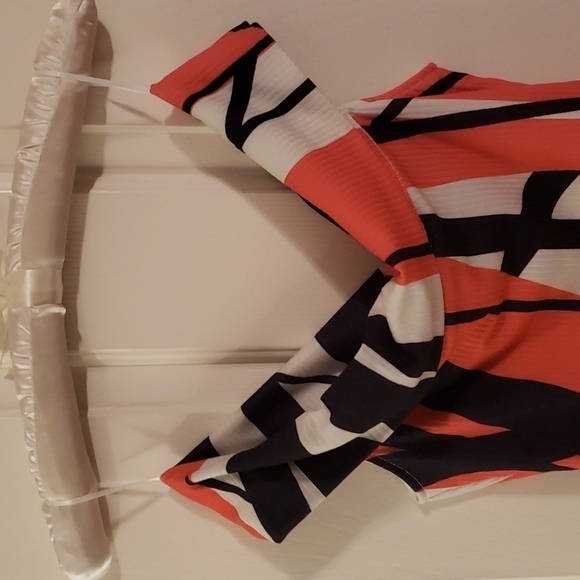 𝅺A. Calin by Flying Tomato Coral and Black Off Shoulder Bodysuit - Picture 9 of 12